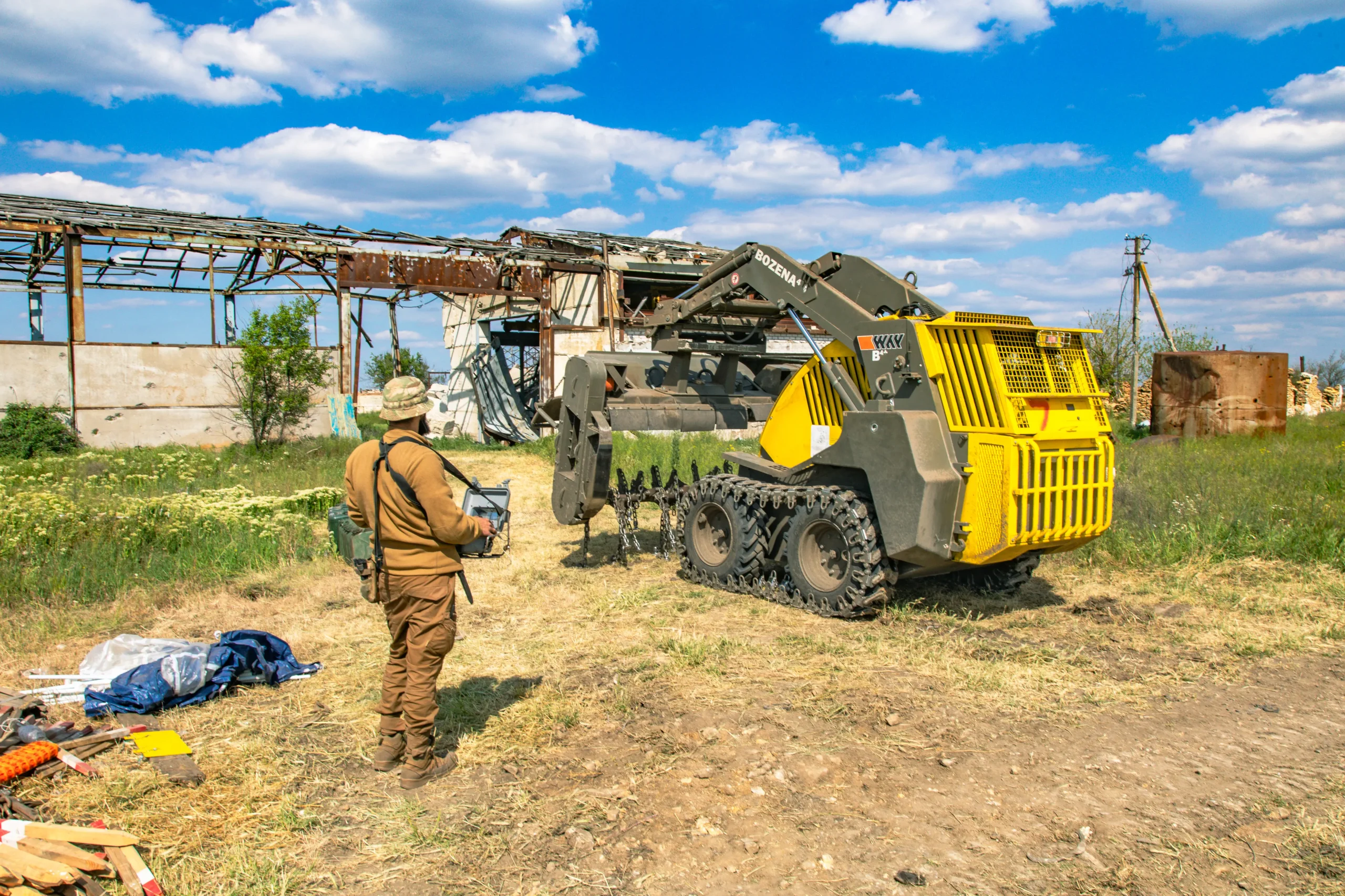 Спеціалізована машина для механізованого розмінування